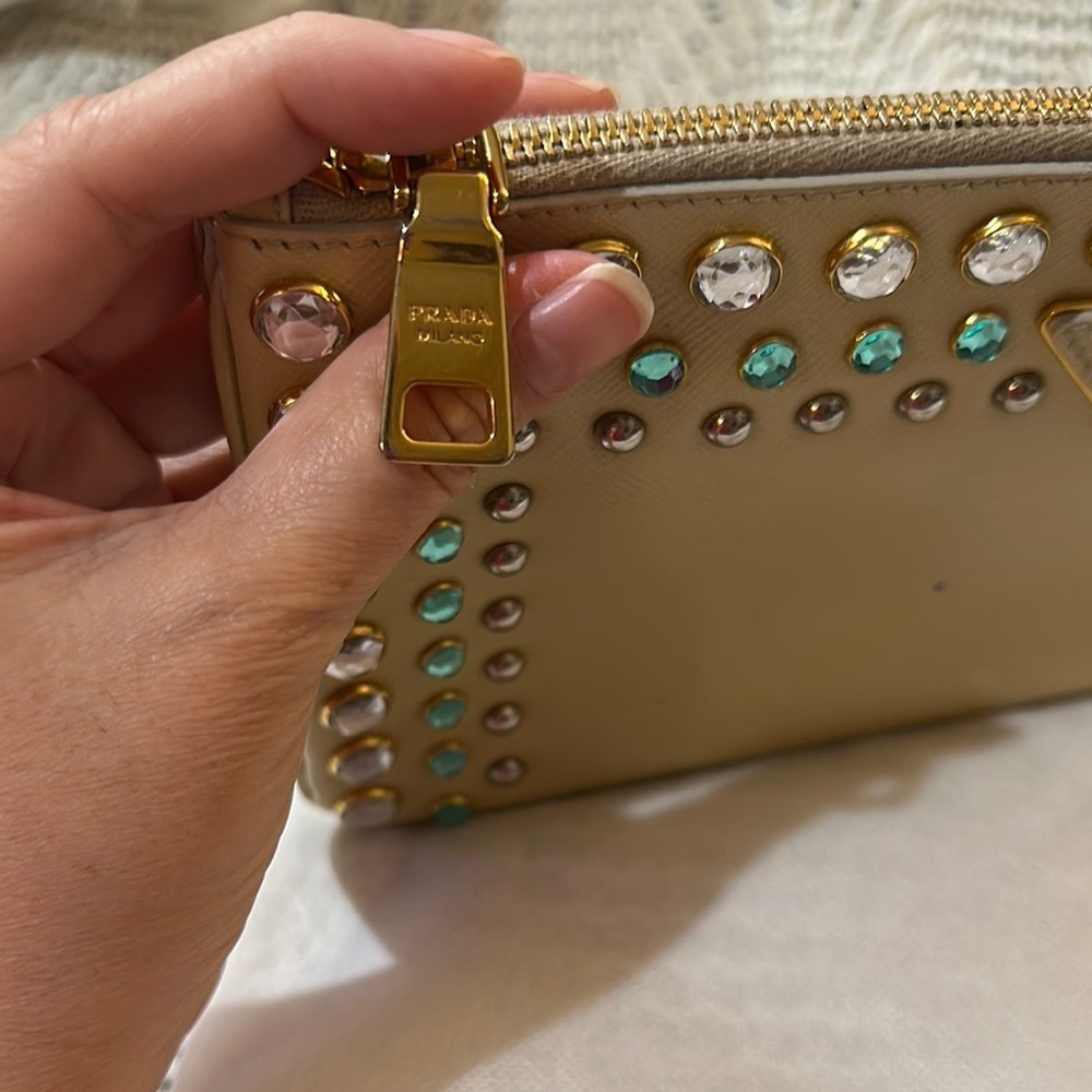 Prada Bag - Picture 14 of 17